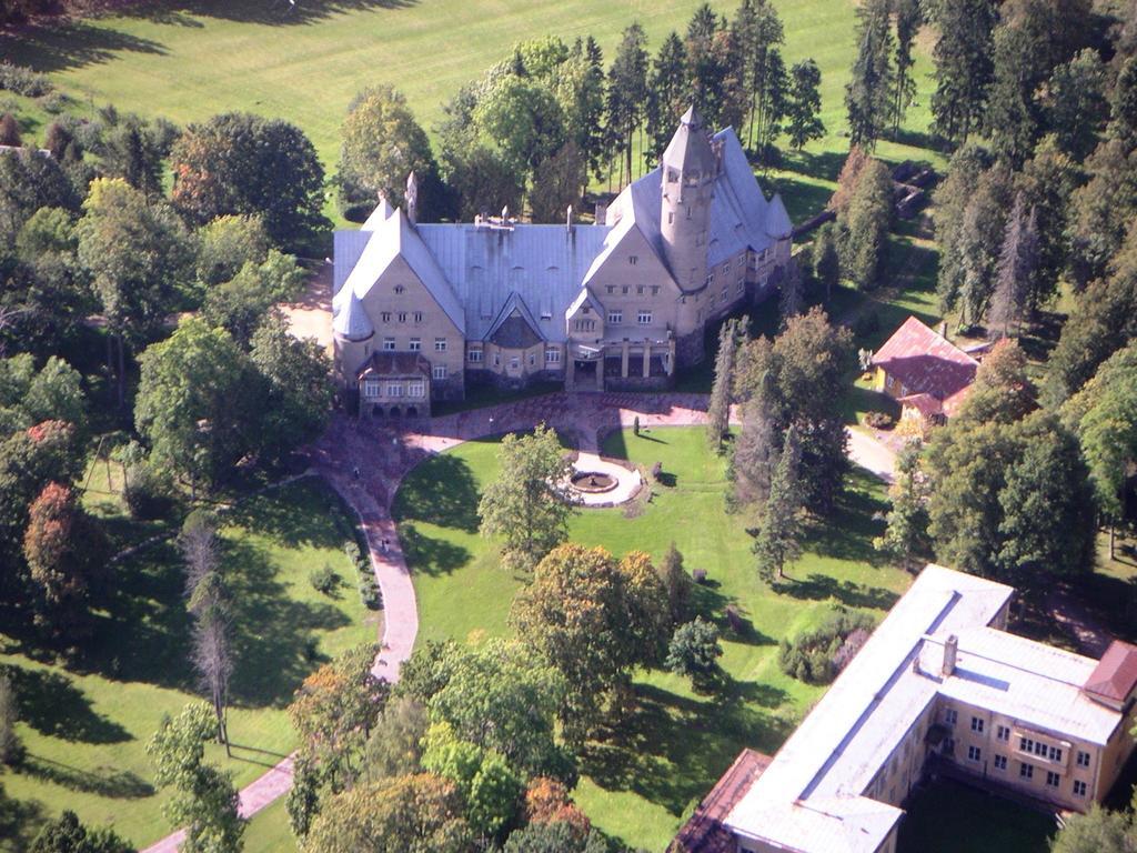 Castle Spa Wagenkuell Taagepera Екстериор снимка