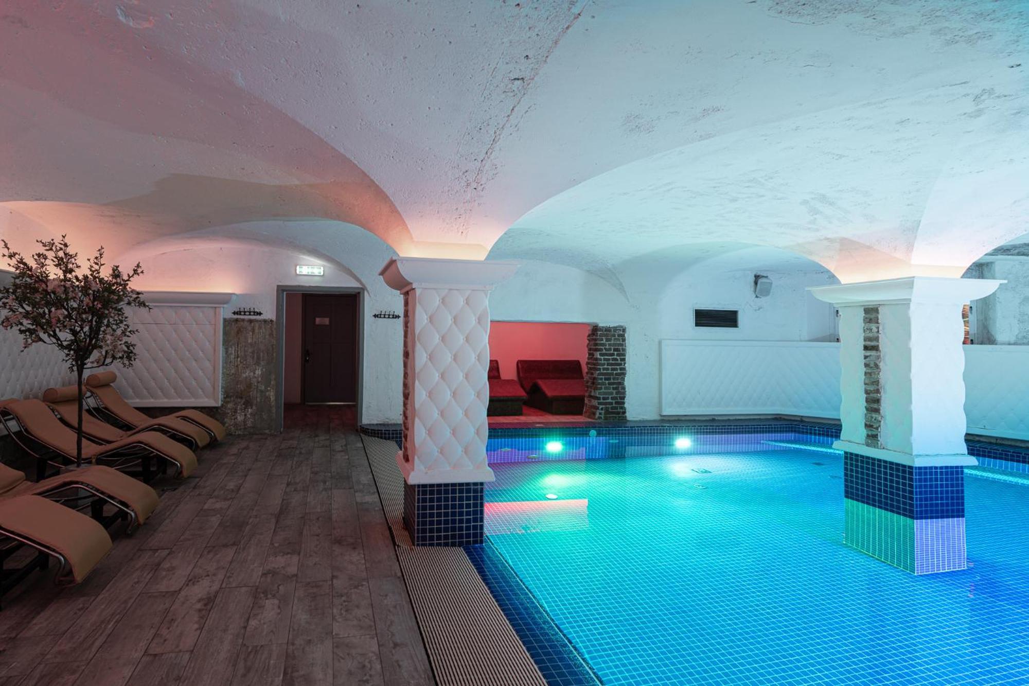 Castle Spa Wagenkuell Taagepera Екстериор снимка