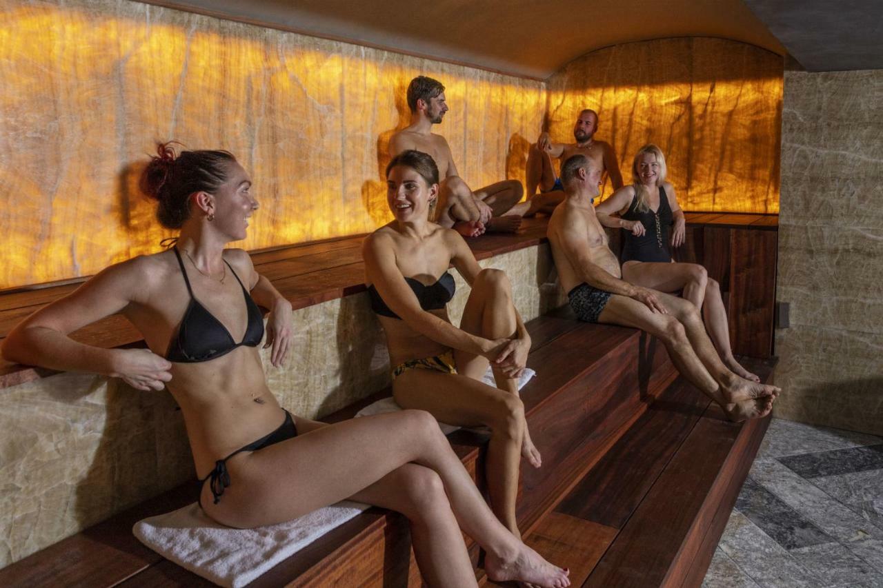 Castle Spa Wagenkuell Taagepera Екстериор снимка